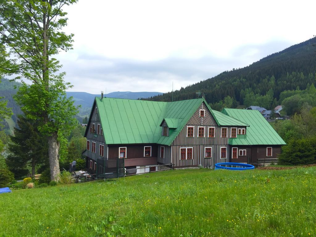 Pension Lucerna Špindlerŭv Mlýn المظهر الخارجي الصورة
